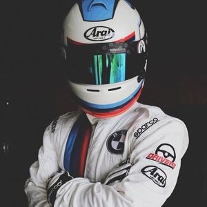 Meet your Posher, Brett